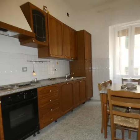 A La Gare Appartement *