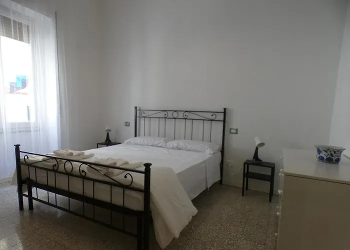 Апартаменты A La Gare Специя