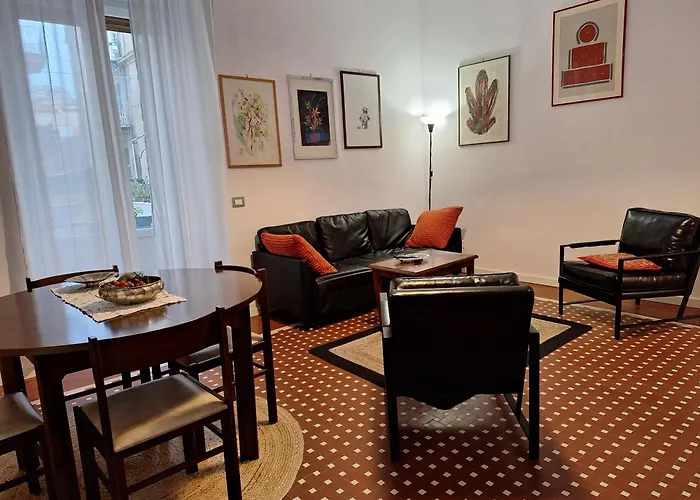 A La Gare Apartment *